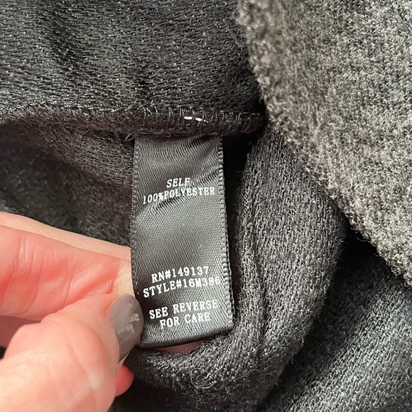 {HYFVE} Scallop Hem Mini Skirt with Pockets in Grey - Women's Medium - NWT - Picture 10 of 12